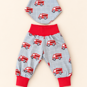 Handgefertigtes Babyset Feuerwehr Größe 62 mit Pumphose und Halstuch